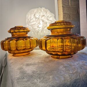 (2) MCM AMBER LAMP BULB OR SHADE FOR ALADDIN AND OTHER LAMPS